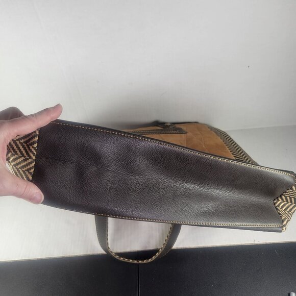 Vaan & Co. Women Milano Upcycled Genuine Leather Herringbone Tote - Picture 5 of 15